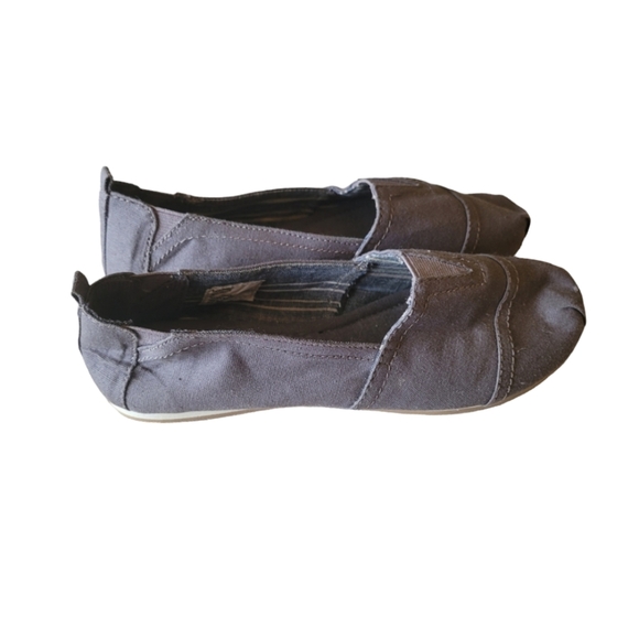 G.H. Bass & Company Gray Canvas Flats Slip Ons Size 7M Casual Shoes - Picture 3 of 6